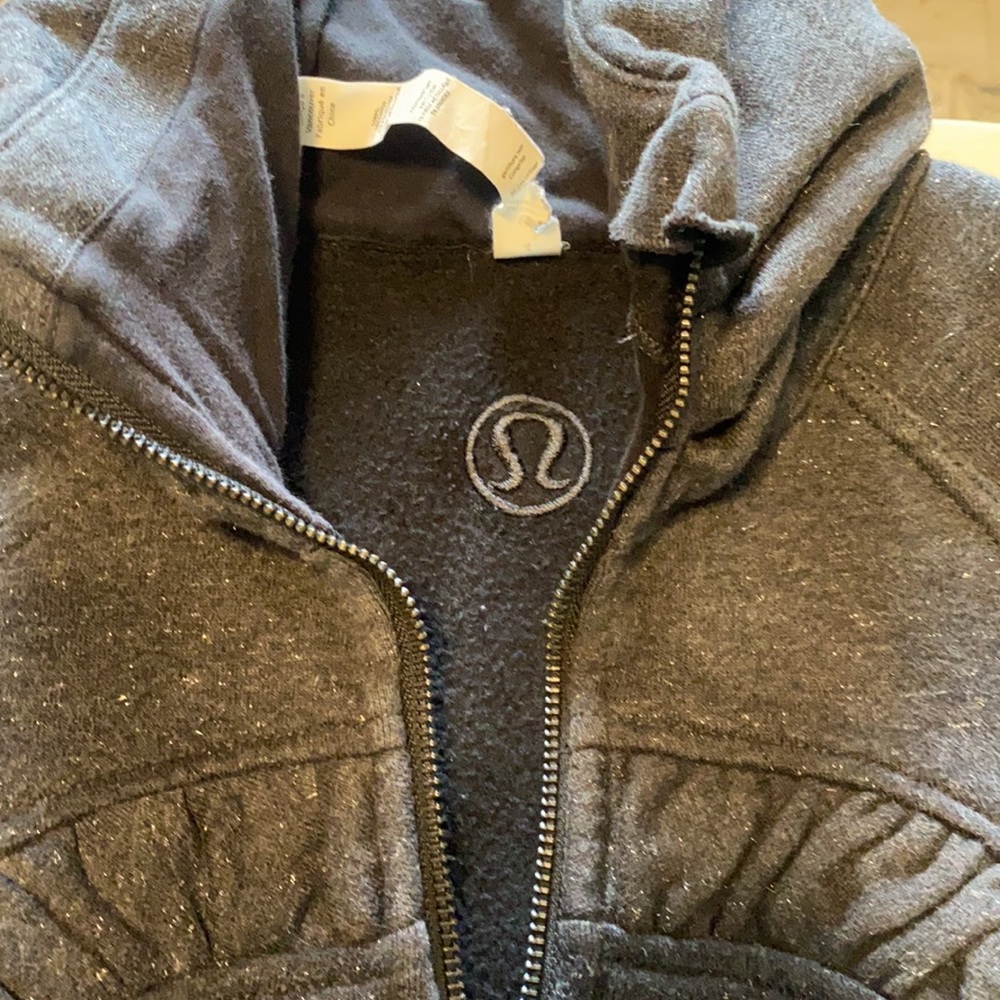 Sweatshirt - Picture 2 of 5